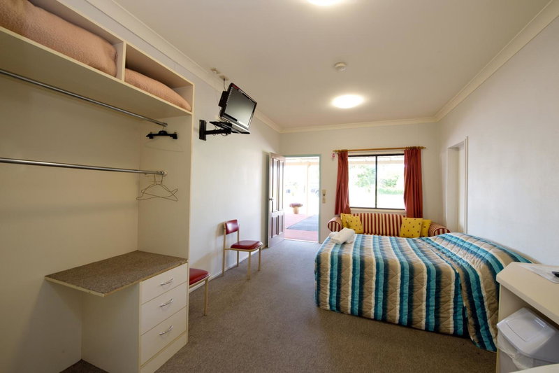 Lamington Hotel Motel - Detached Motel, Maryborough, Australia