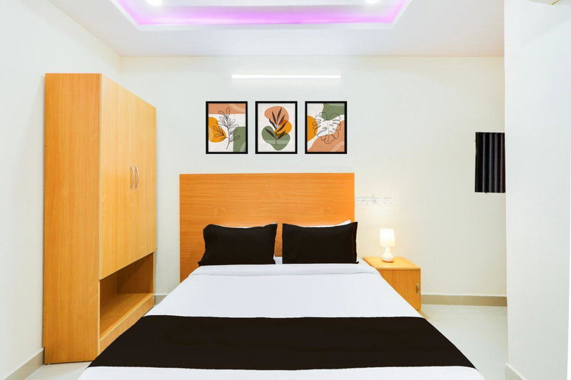 Super Townhouse Gachibowli Near Sky View, Kondapur, India