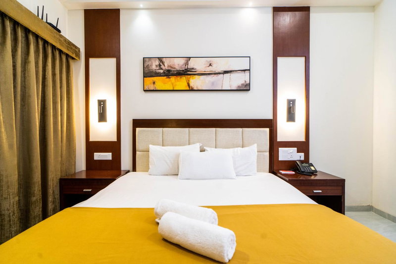 Grande Alpine Hotel, Vagator, India