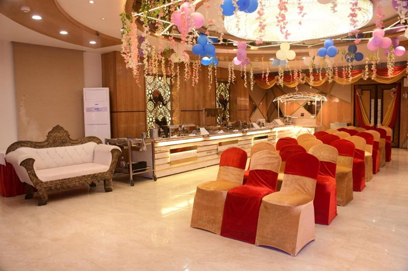 Hotel Gurveer Royal, Lucknow, India