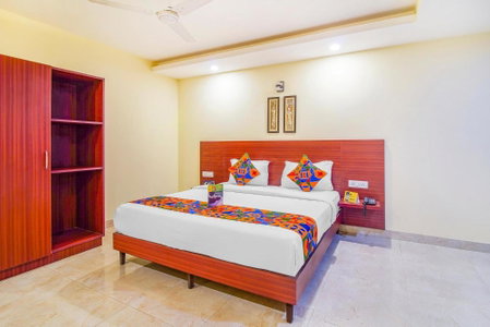 FabHotel VR Stay - Nr Huda City Centre Gurugram', Gurgaon, India