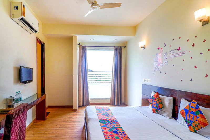 Via Merriment City, Noida, India