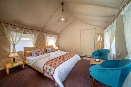 Escape Adventure Camps By Escape Stays, Luxury Swiss Camps by Glacier water Stream, Complimentary Bonfire, Travelers Award winner from Last 4 Years, Saturang, India