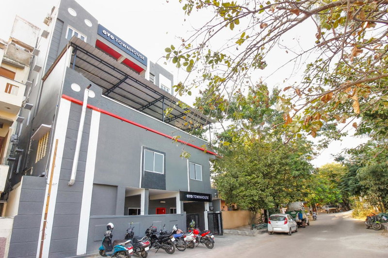 Super Townhouse RCC Sunrise, Hyderabad, India