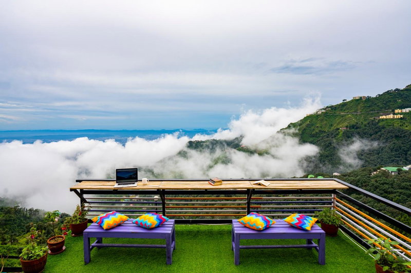 goSTOPS Mussoorie, Library Road, Mussoorie, India