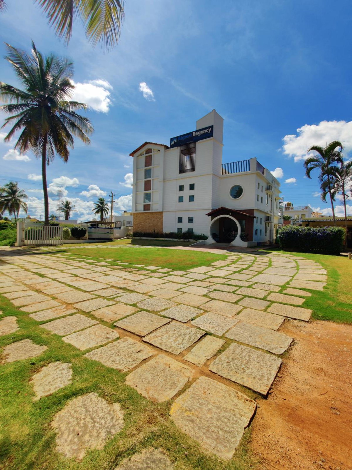 Airport Regency, India