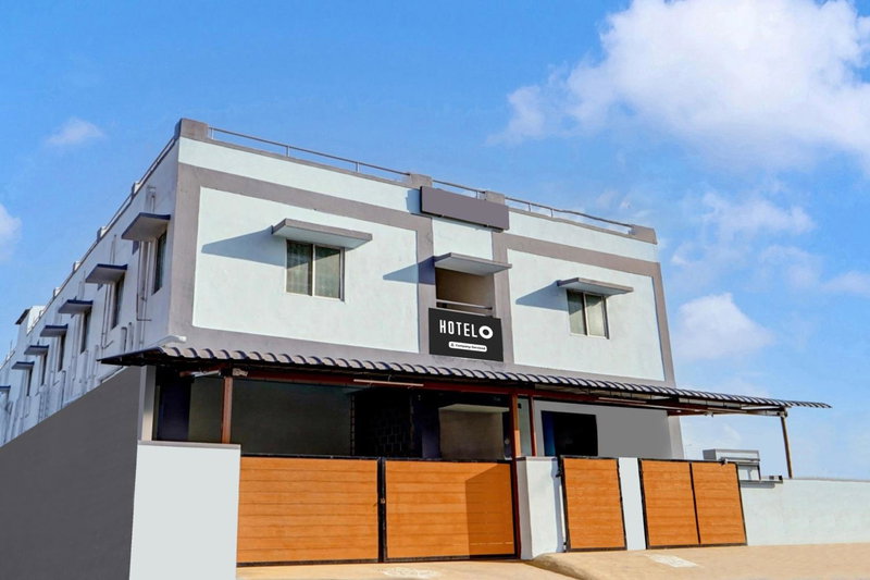 Super Hotel O Okkilipalayam, Coimbatore, India
