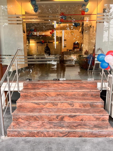 Hotel Gracious - Civil Line, Gurgaon, India