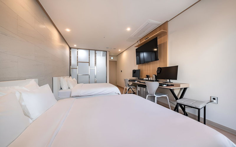 Hwaseong Hotel and You, Hwaseong, South Korea