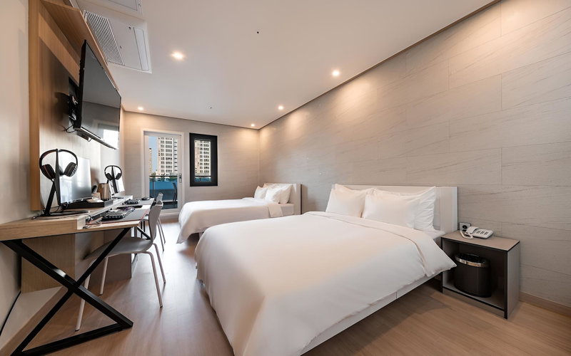 Hwaseong Hotel and You, Hwaseong, South Korea