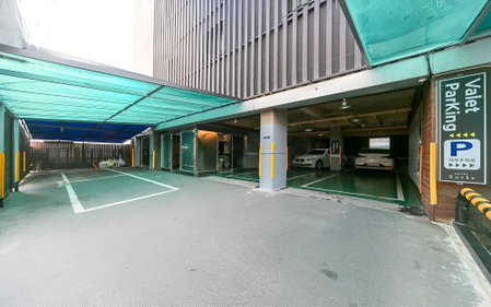 Changwon Myeongseo-dong Hotel Bucks, Changwon, South Korea