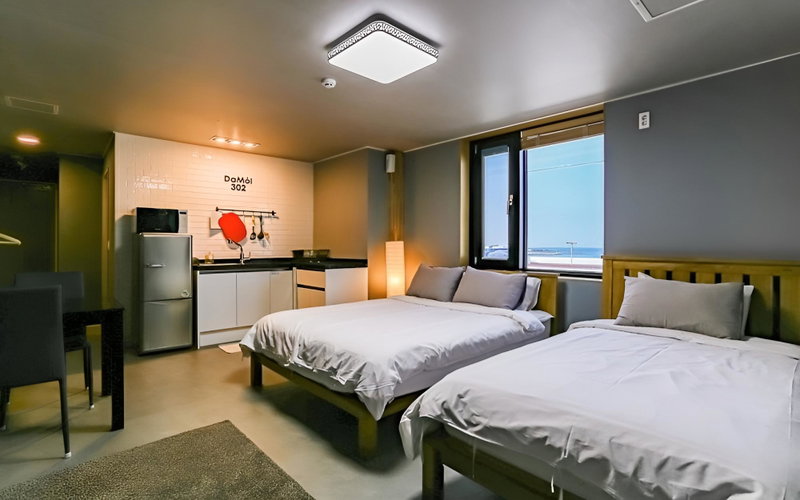 Jeju Damol Pension, Bataypora, South Korea