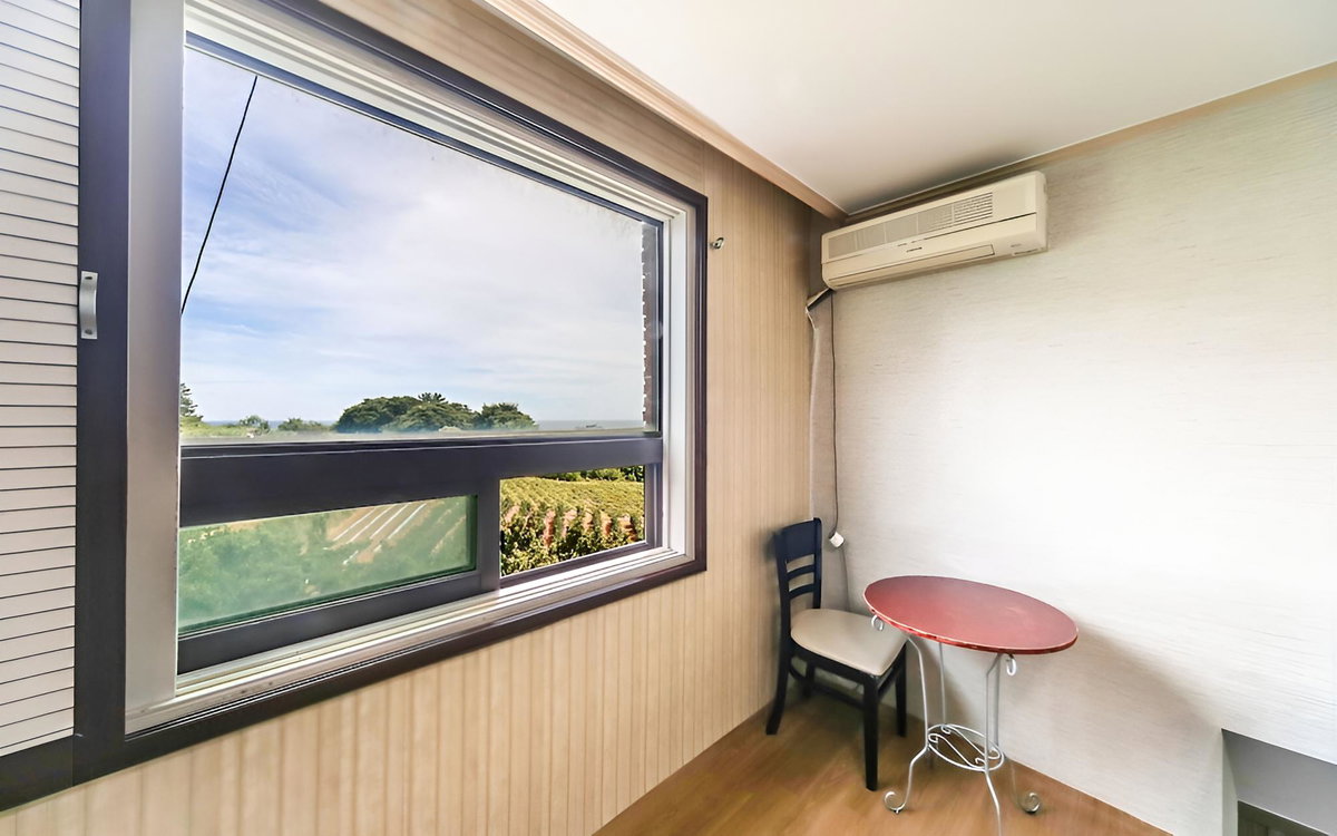 Donghae Maritime Tourism Hotel, South Korea