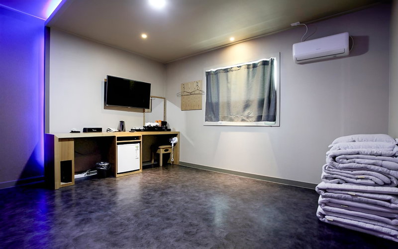 Jebudo Feel Motel, Hwaseong, South Korea