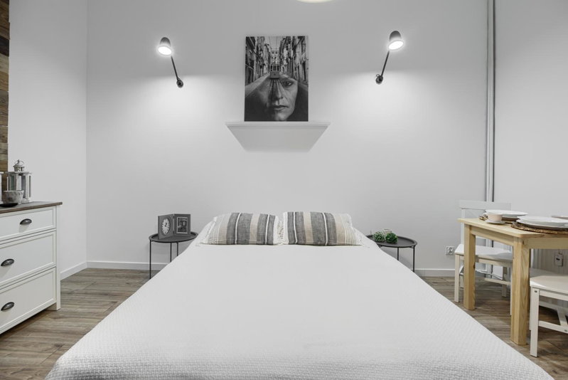Niron Apartament Dom z Papieru Lizbona, Piła, Poland