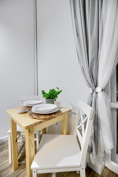 Niron Apartament Dom z Papieru Lizbona, Piła, Poland