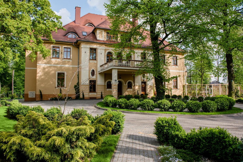 Pałac Ogrodowa, Tarnowskie Góry, Poland