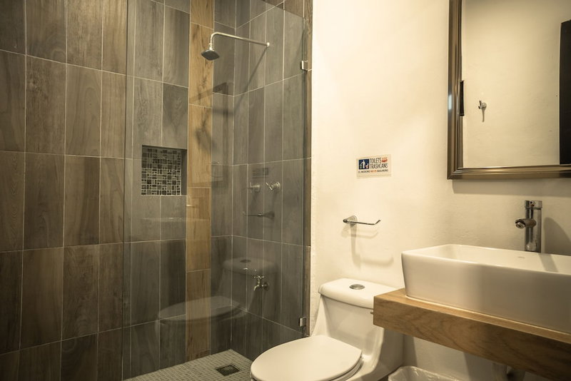 Maui Hostel - Adults Only, Playa del Carmen, Mexico