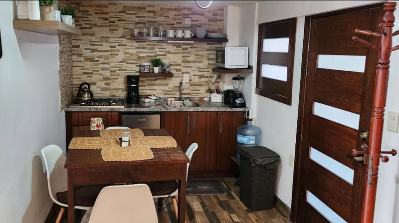 depa #5 recién remodelado en planta alta, Zacatecas, Mexico