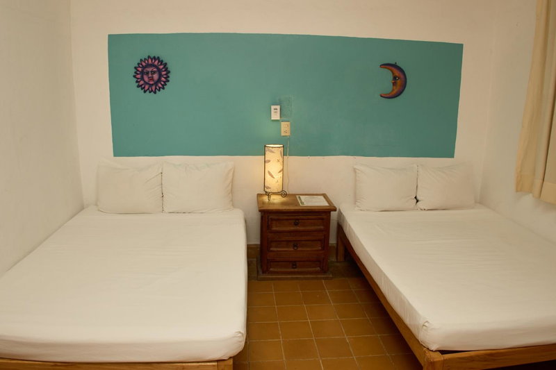 Hotel San Lorenzo, Barra de Navidad, Mexico