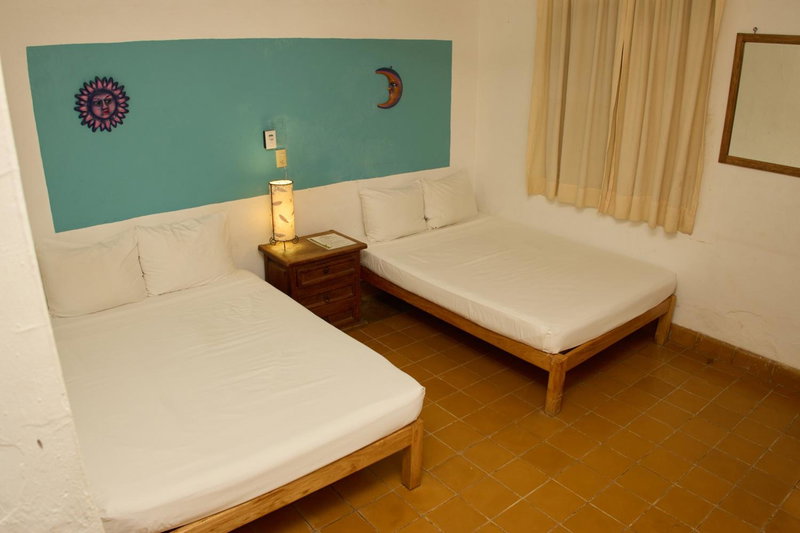 Hotel San Lorenzo, Barra de Navidad, Mexico