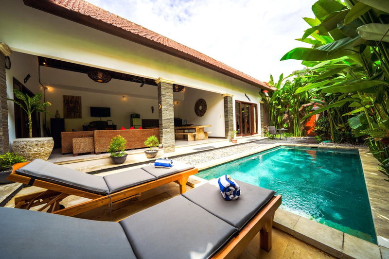 Villa CRIS - Heart of LEGIAN 3 Bedrooms, 3 Bathrooms, Legian, Indonesia