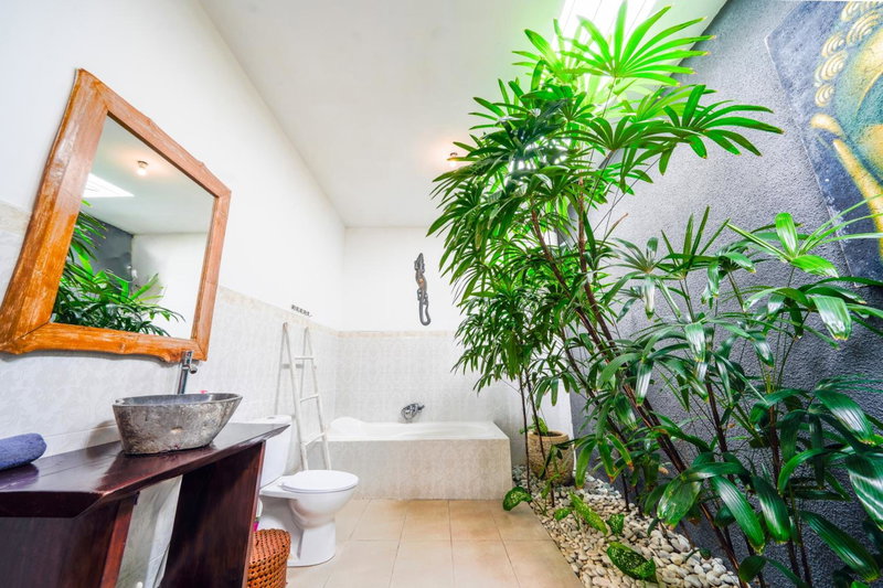 Villa CRIS - Heart of LEGIAN 3 Bedrooms, 3 Bathrooms, Legian, Indonesia