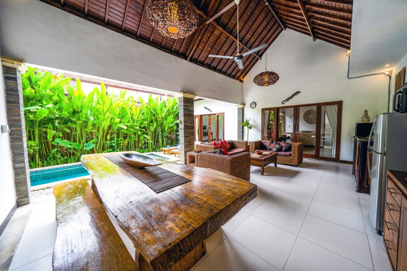 Villa CRIS - Heart of LEGIAN 3 Bedrooms, 3 Bathrooms, Legian, Indonesia