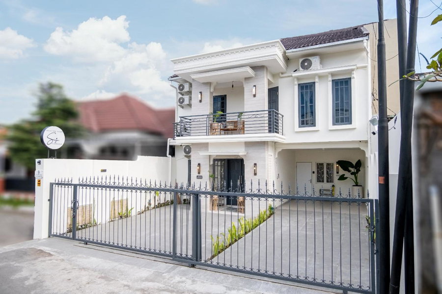 Villa Siji Plemburan, Yogyakarta, Indonesia
