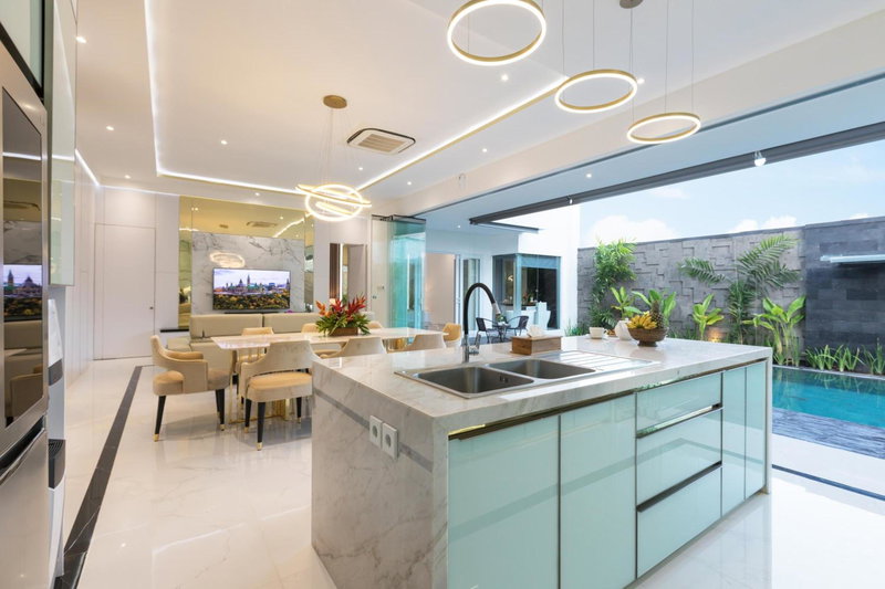 Villa Louis Seminyak by Nagisa Bali, Legian, Indonesia