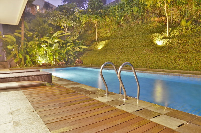 Oyama City View 4BR Villa with a Heated Pool, Bandung, Indonesia