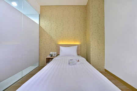 Whiz Hotel Falatehan Jakarta, Jakarta, Indonesia