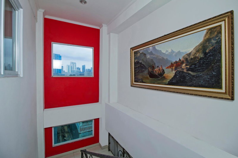 RedDoorz Plus @ Guntur Raya Setiabudi, Jakarta, Indonesia