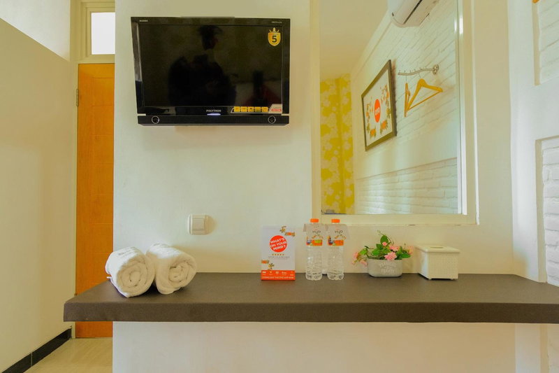 OYO 354 '32 Guest House, Batu, Indonesia