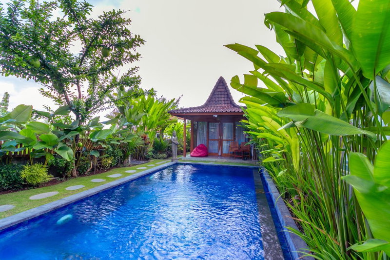 Kubu D'Carik Villa & Bungalow by ecommerceloka, Munggu, Indonesia
