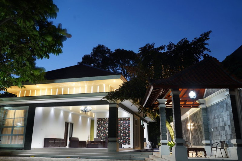 Villa Sanlias, Bogor, Indonesia