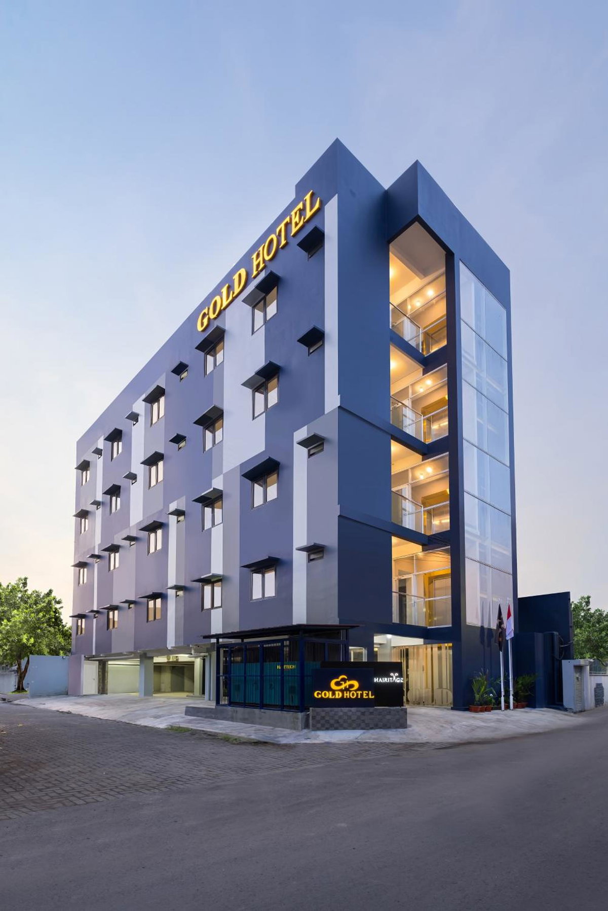 Gold Hotel Simpang Lima, Indonesia