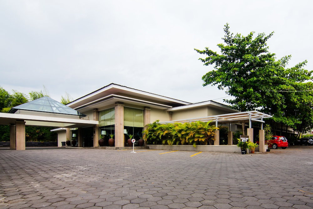 Hotel · Tasneem Convention Hotel Yogyakarta, Yogyakarta