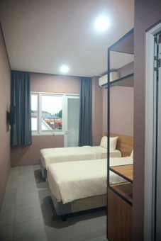 VNC Hotel Serpong Powered by Archipelago, Dongkal, Indonesia